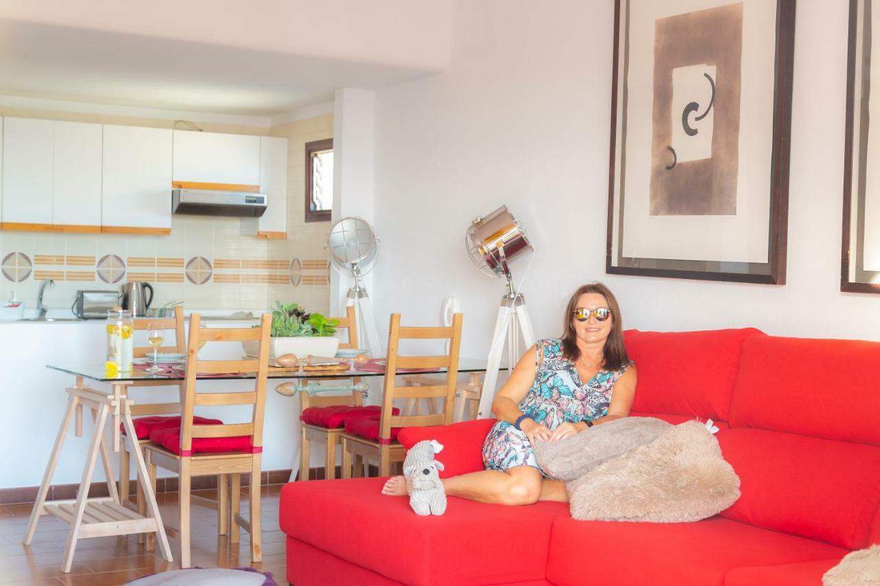 Marina Seafront 13 Apartment